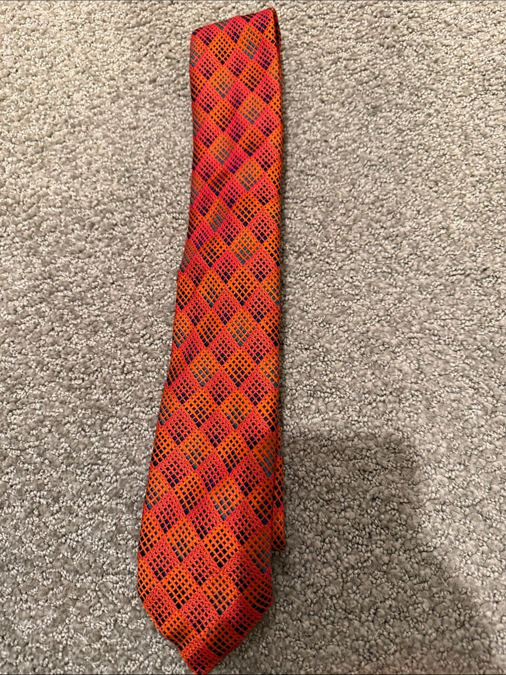 AMAZING MEN'S LIMITED EDITION THOMAS PINK VINTAGE TIE - HANDMADE IN ENGLAND